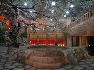 温都水城