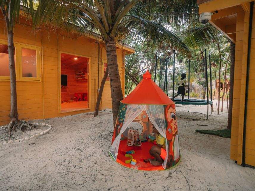 Oaga Art Resort Maldives - 故事图片 3