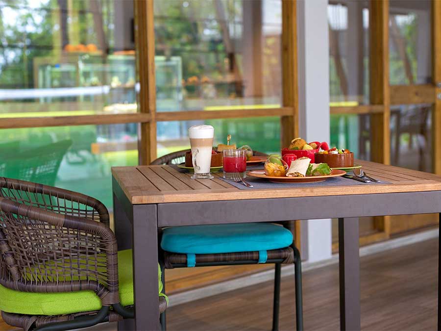 Cafe - pic 1