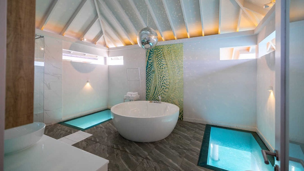 Two Bedroom Lagoon Overwater Villa - Room Images 5