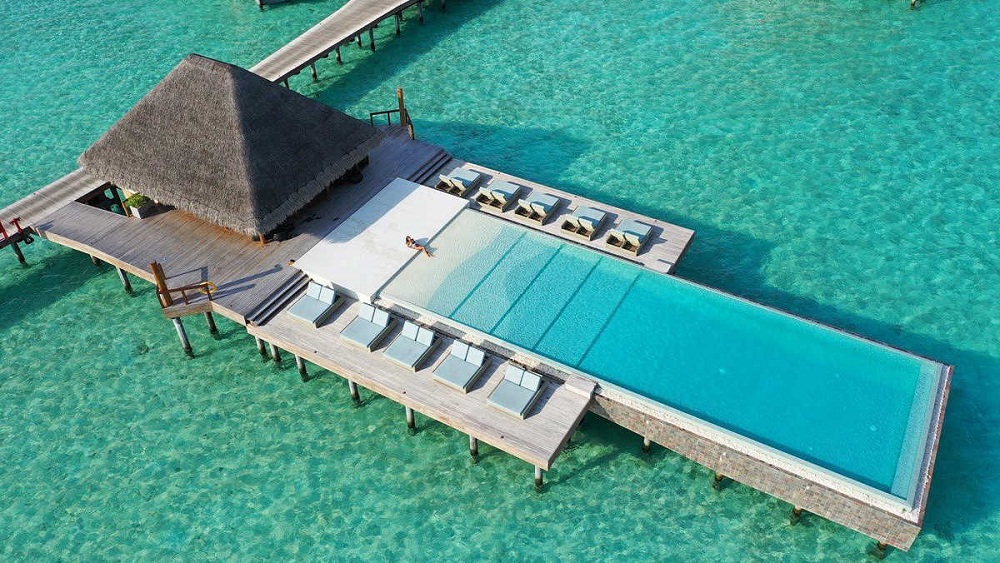 Undaras infinity pool - pic 3