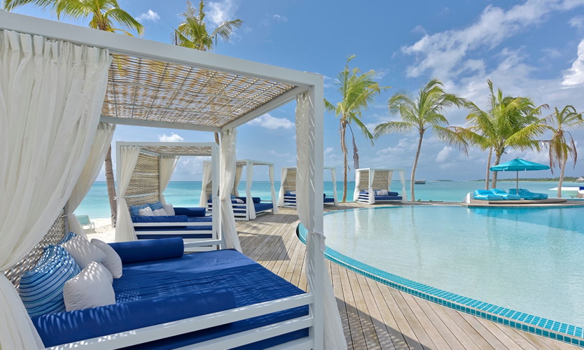 Beach Club - pic 3