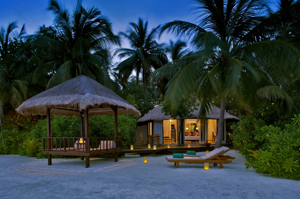 Beachfront Pool Villa - Room Images 3
