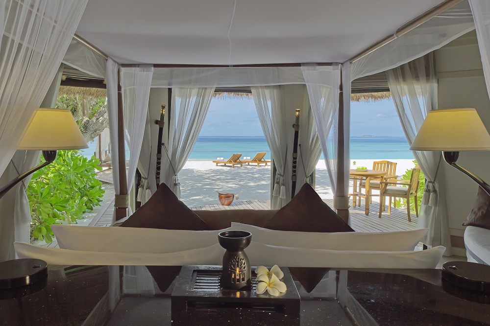 Beachfront Pool Villa - Room Images 4