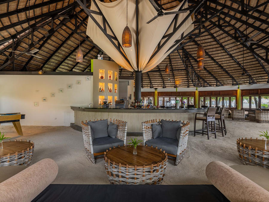 Kuredhi Restaurant Pool Bar - pic 5