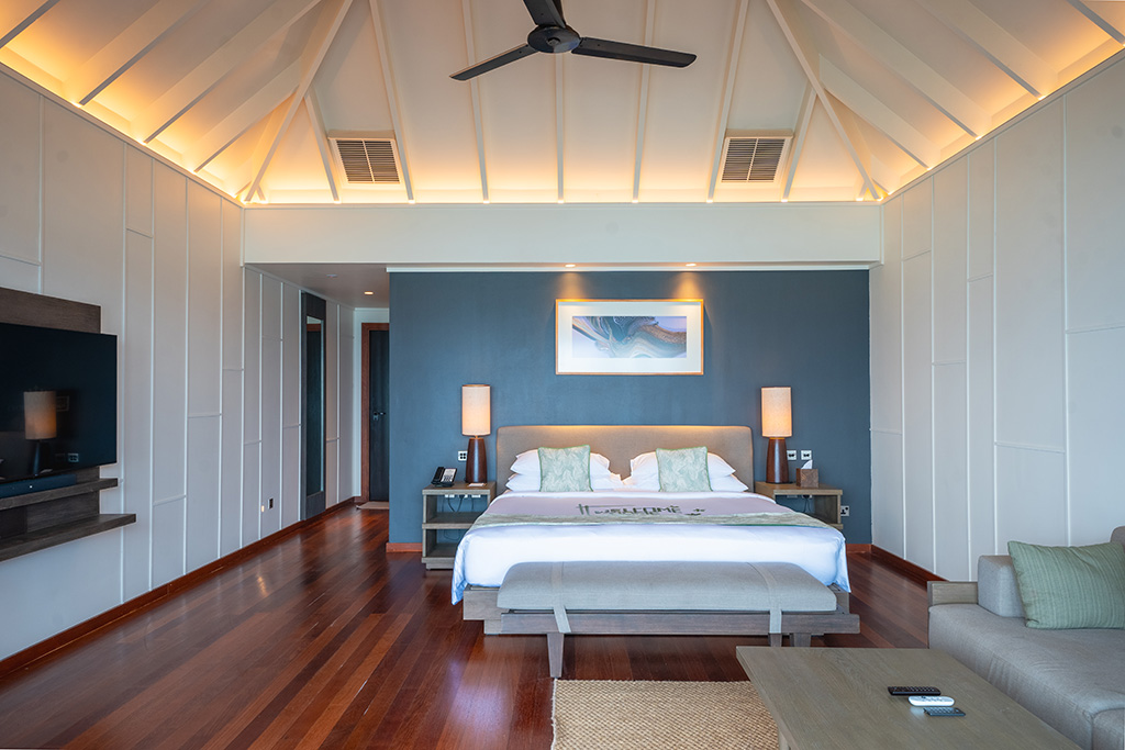 Jacuzzi Beach Villa - Room Images 6