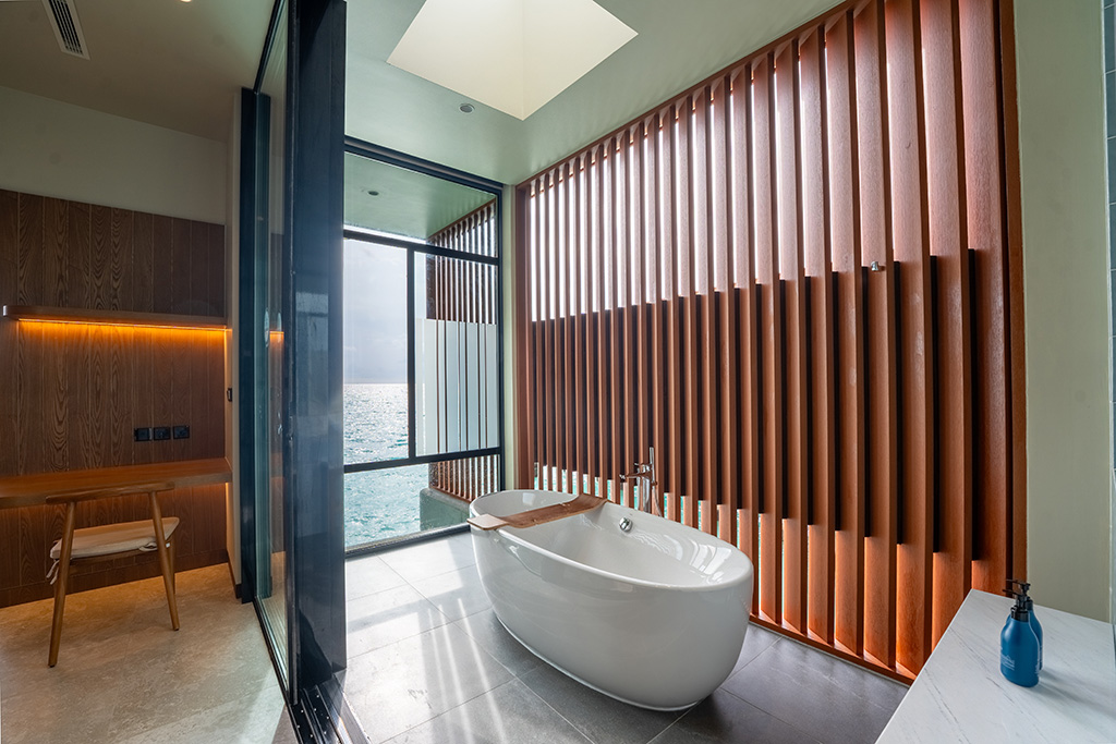 Sunset Ocean Pool Villa - Room Images 4